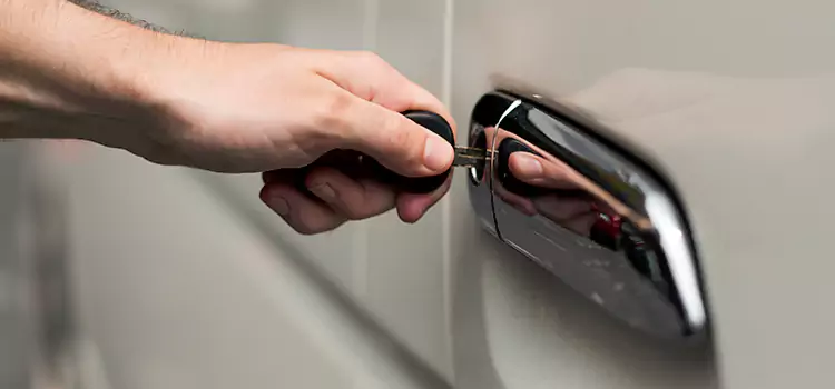 Why Choose Our Auto Locksmith Team in DeBary, FL?