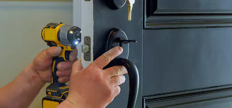 Mobile Automotive Locksmith DeBary