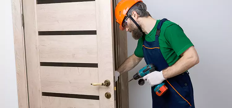 Replace Internal Door Handle with Lock DeBary