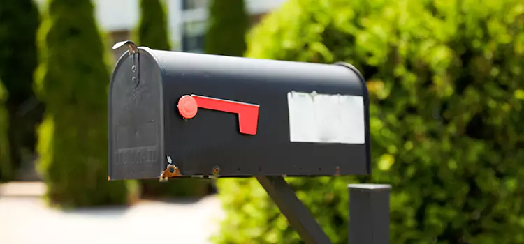 Secure Mailboxes for Packages DeBary
